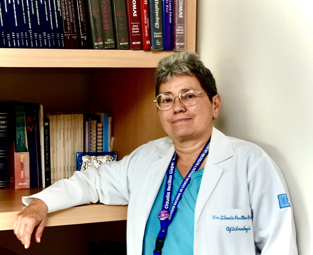Claudia-Recillas-Gispert-Socio-del-Centro-Mexicano-de-Enfermedades-Inflamatorias-Oculares.jpeg